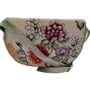 Biacci Hand Painted Leather Crossbody Handbag in Florals 90s Vintage Red Lining